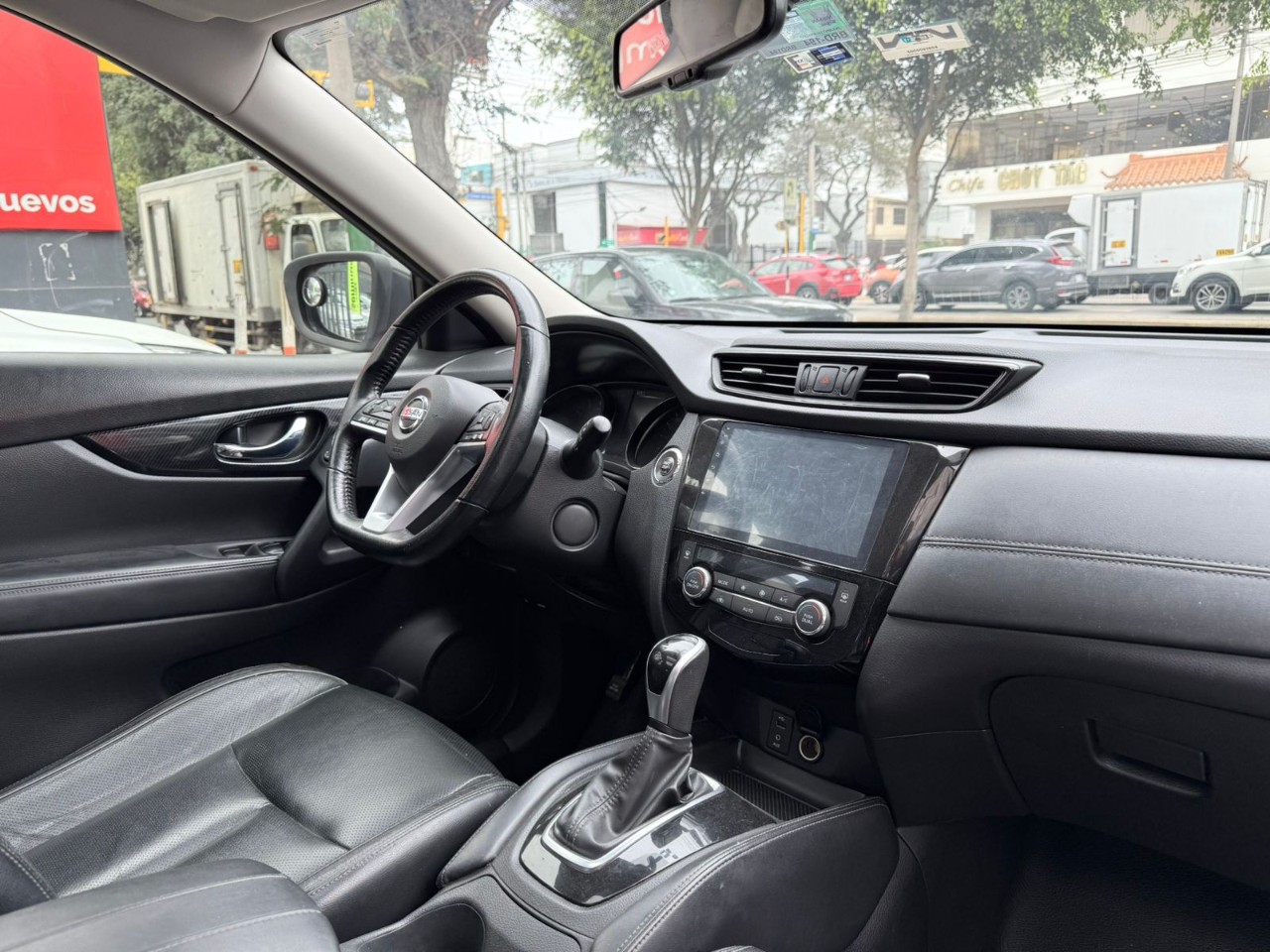 NISSAN - 9