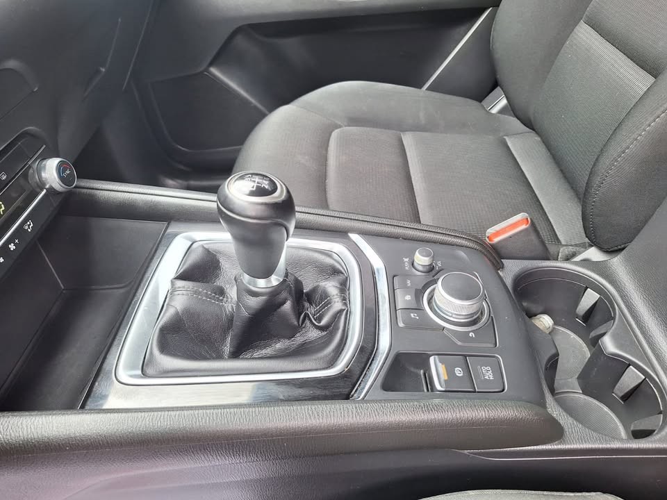 MAZDA - 12
