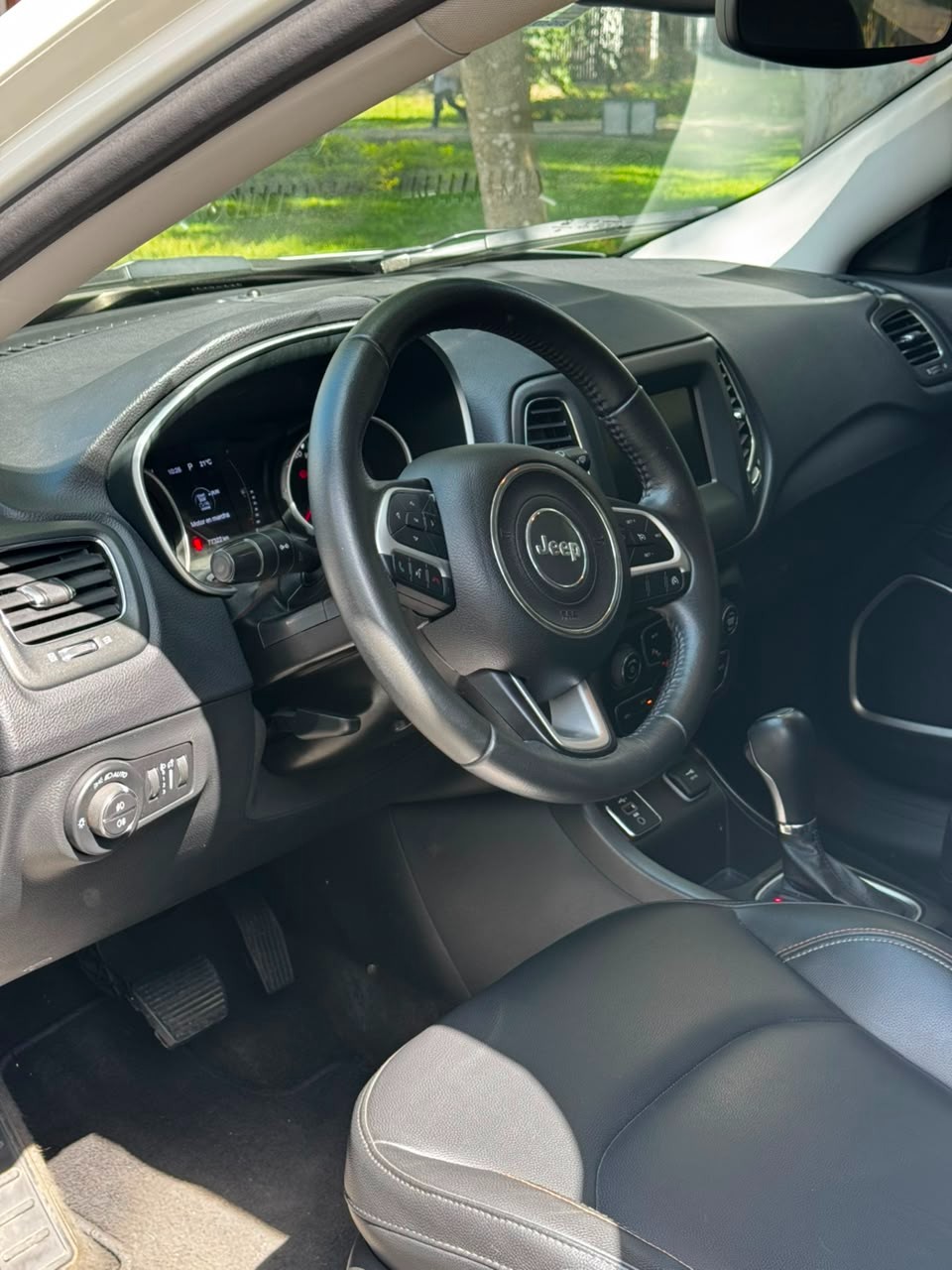 JEEP COMPASS 2360 GASOLINA 5P SUV,TODOTERRENOS