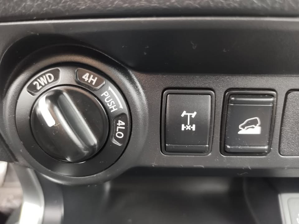 NISSAN - 13