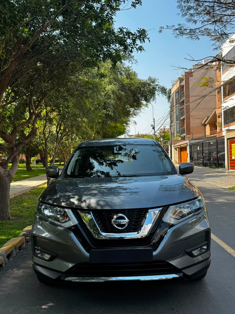 NISSAN - 0