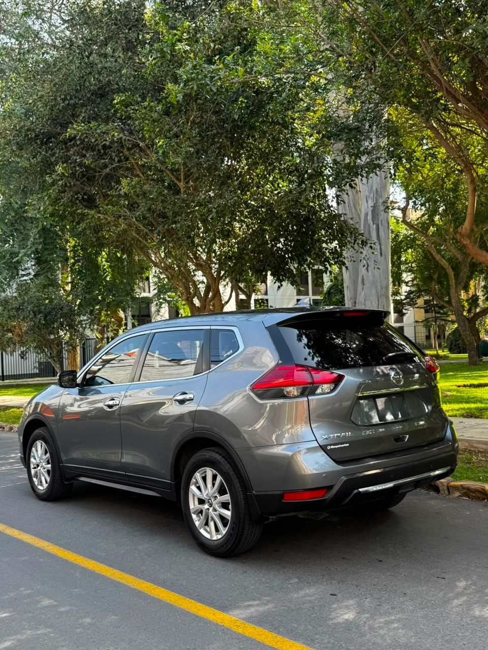 NISSAN - 3