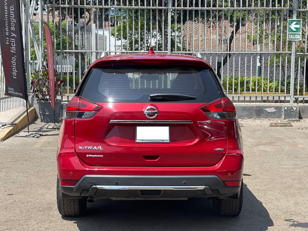 NISSAN - 6
