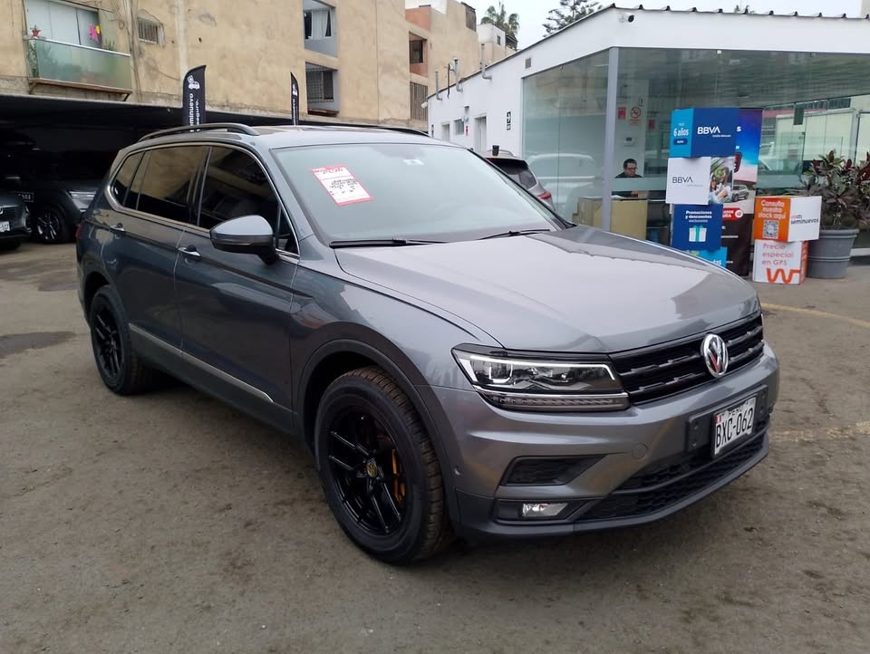 VOLKSWAGEN - 1
