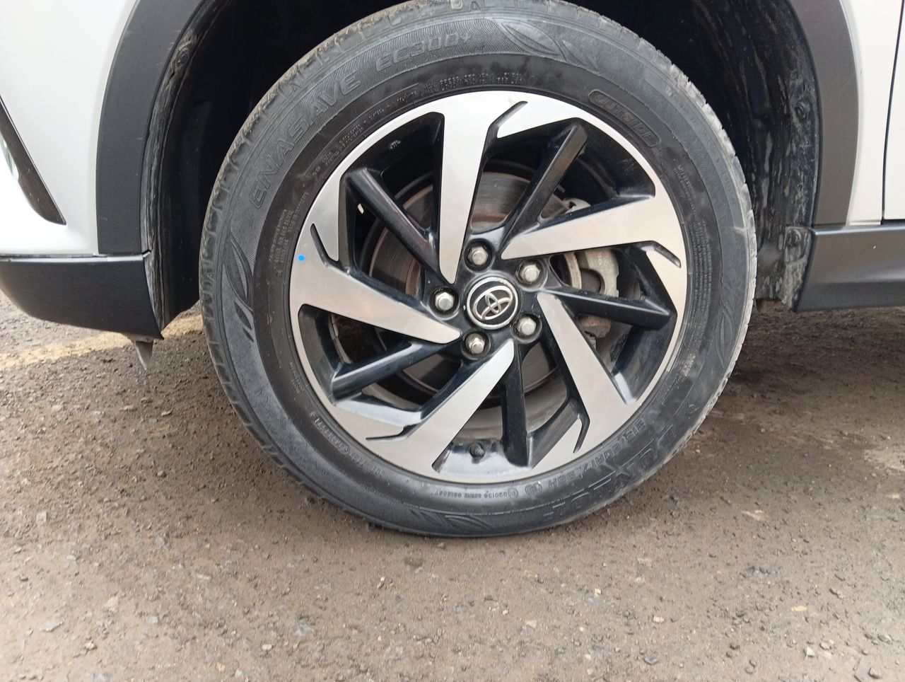 TOYOTA - 0