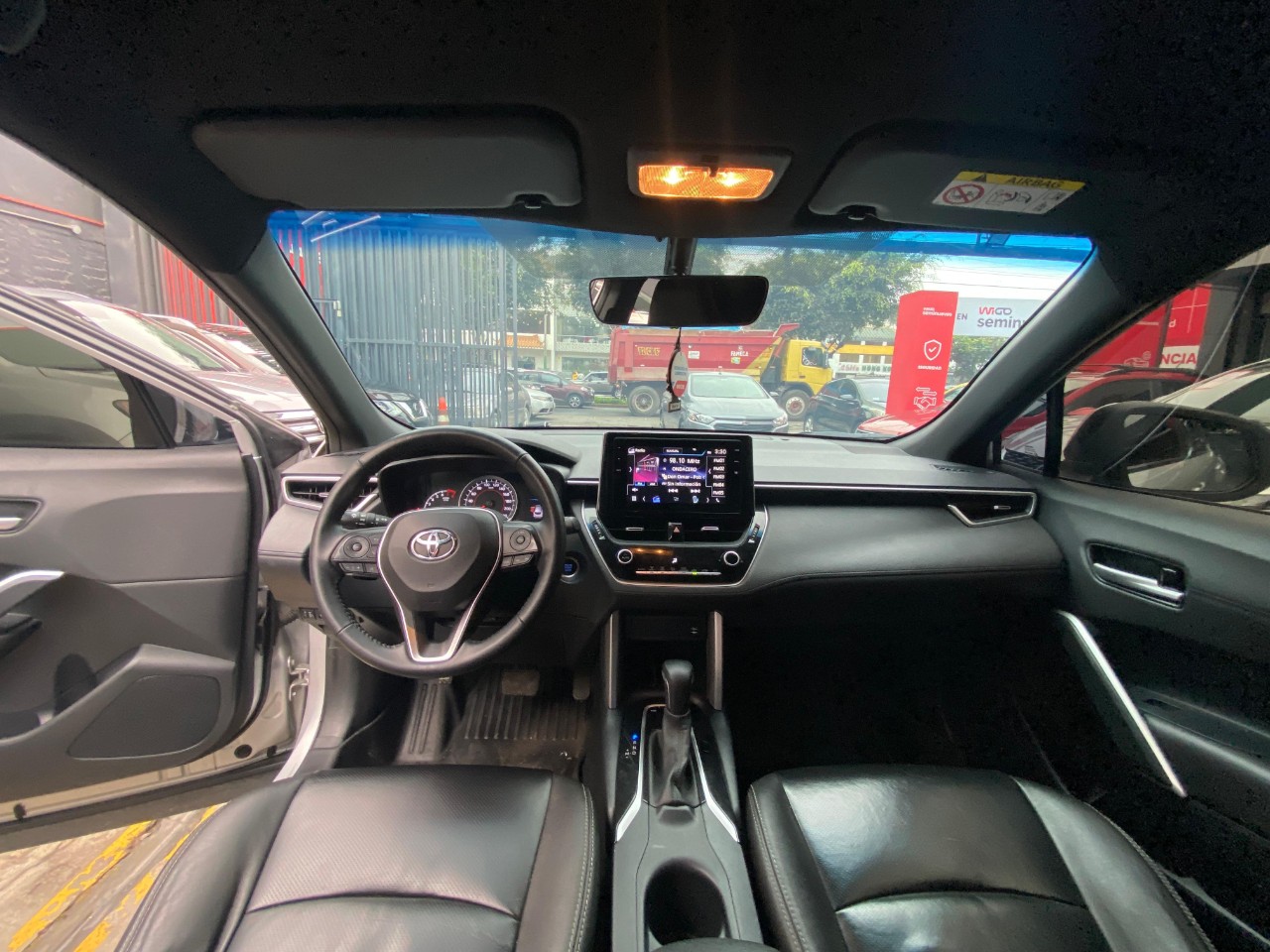 TOYOTA - 8