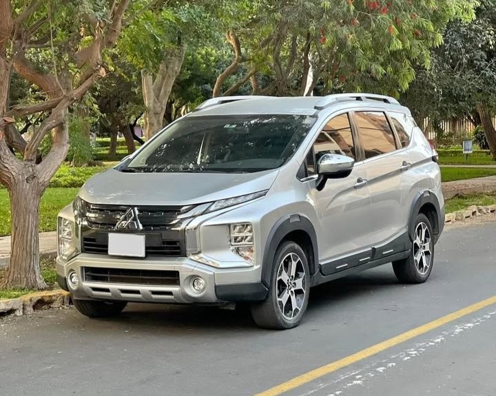 MITSUBISHI - 1