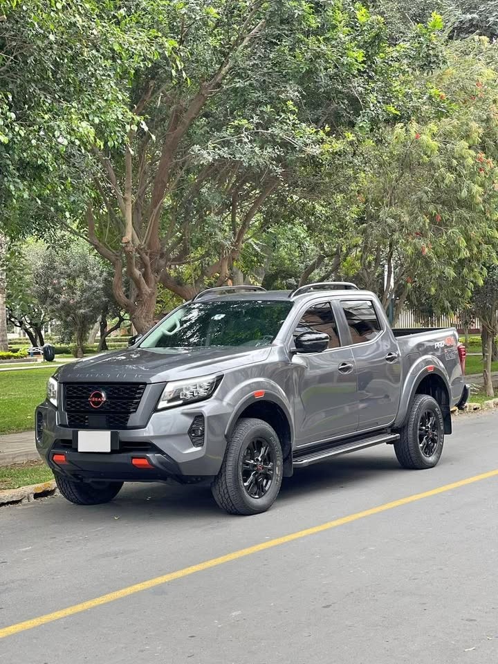 NISSAN - 2
