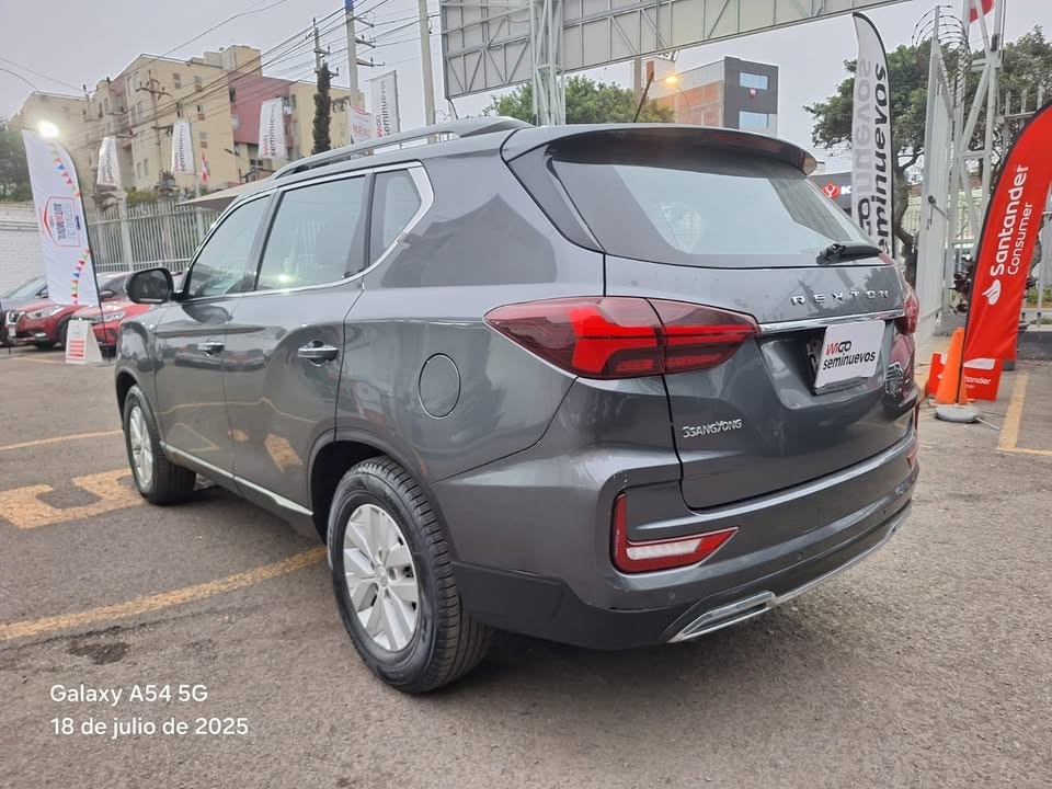 SSANGYONG - 4