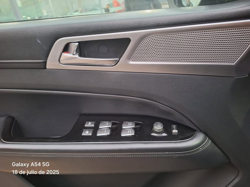 SSANGYONG - 15