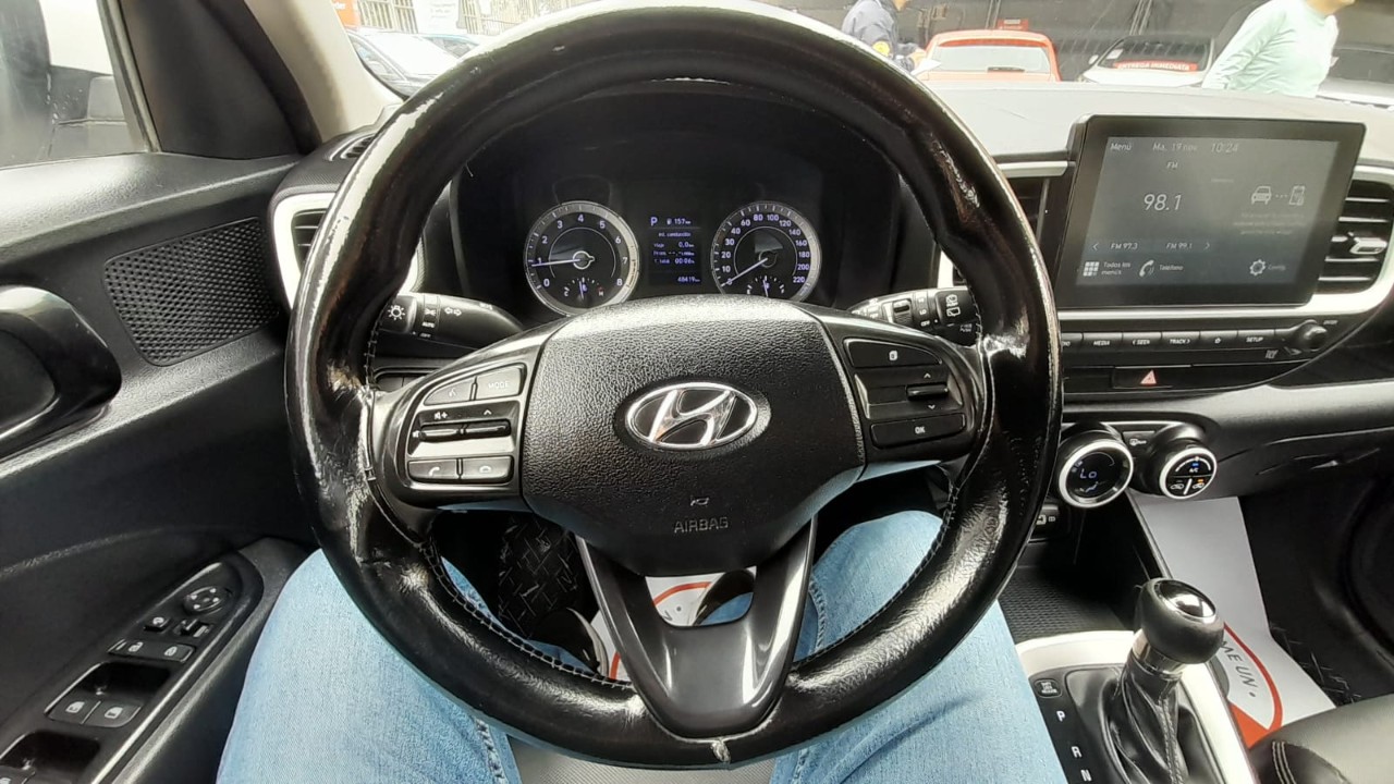 HYUNDAI - 19