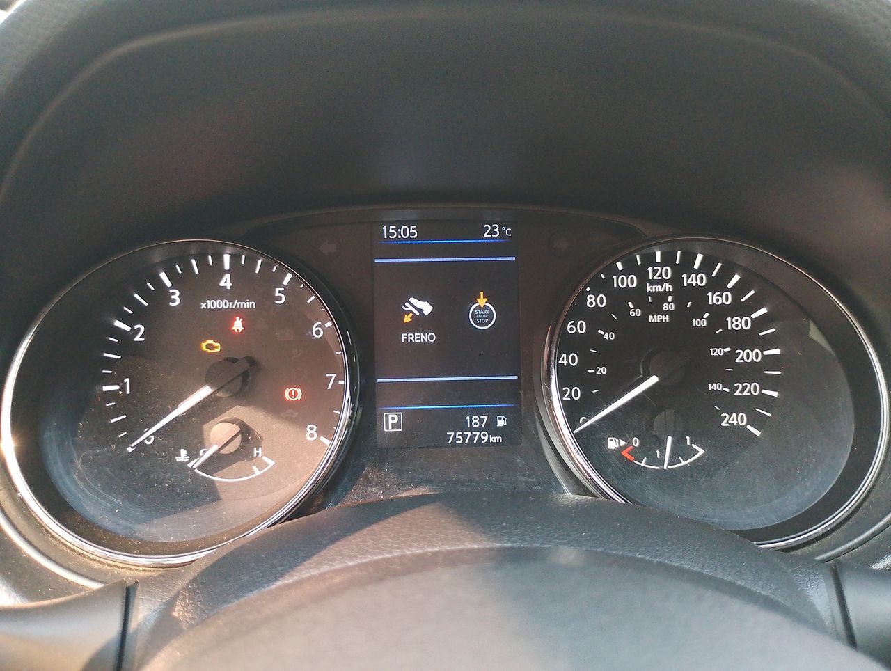 NISSAN - 14