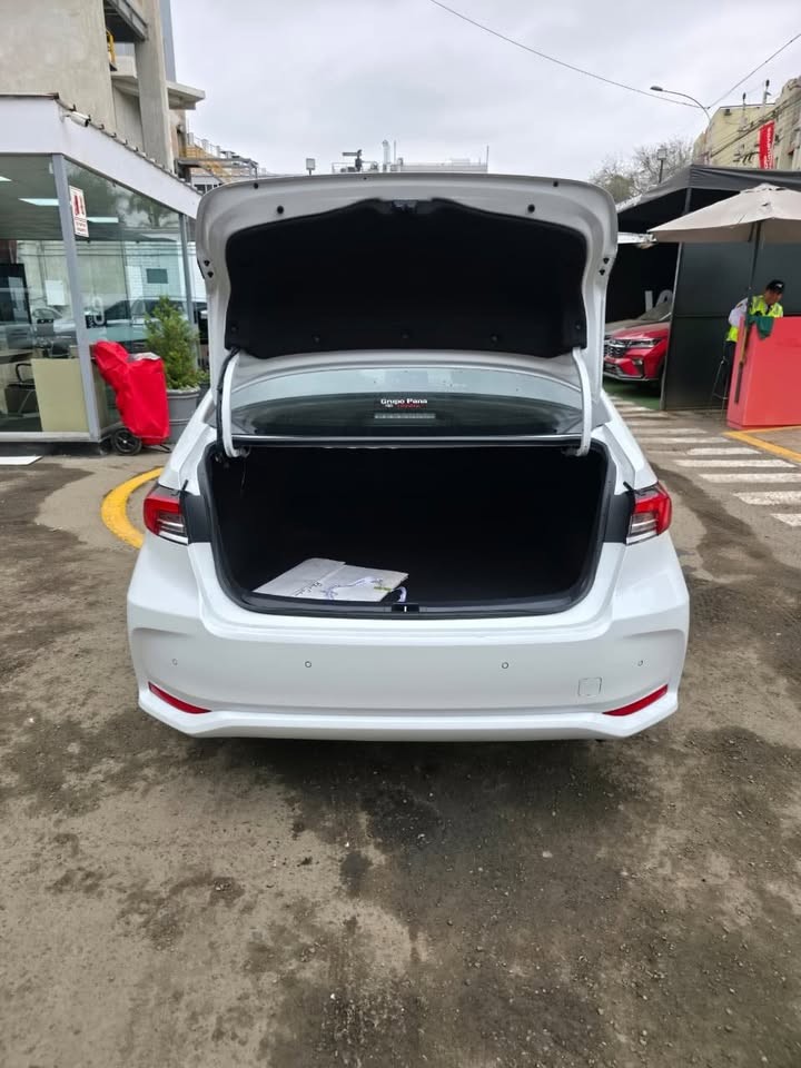TOYOTA - 4