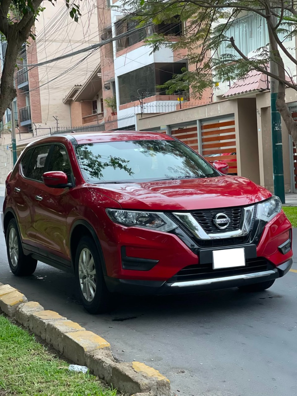 NISSAN - 6