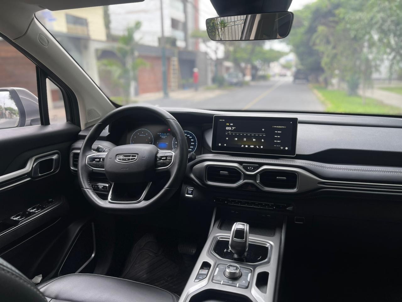 GEELY - 10