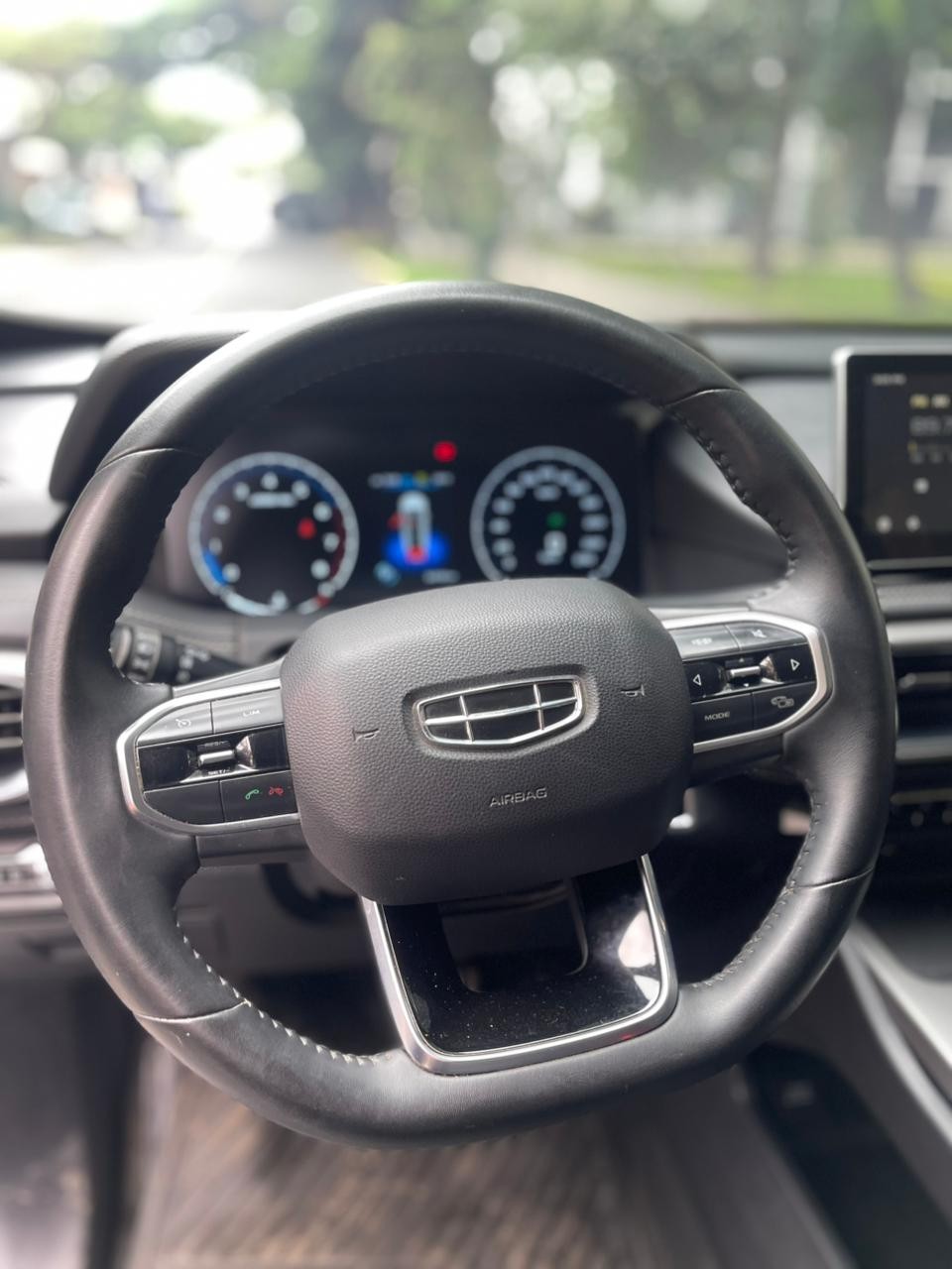 GEELY - 12