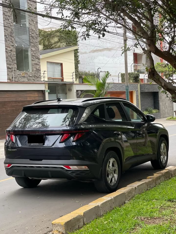 HYUNDAI - 6
