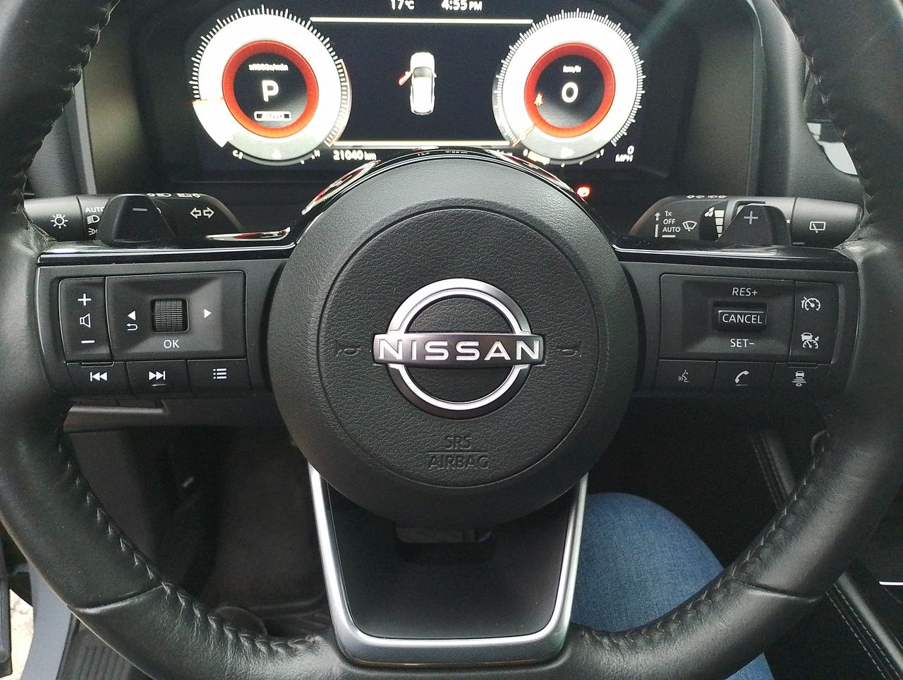 NISSAN - 10