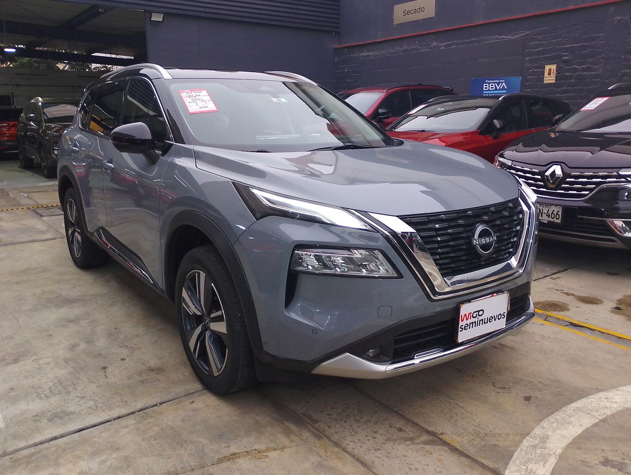 NISSAN - 4