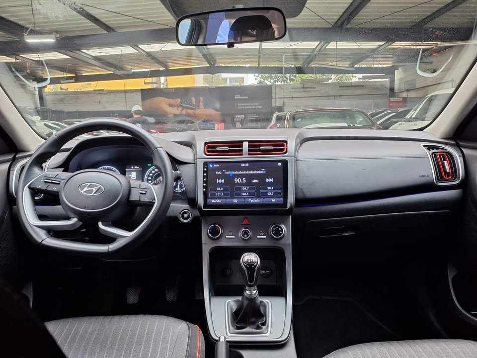 HYUNDAI - 7