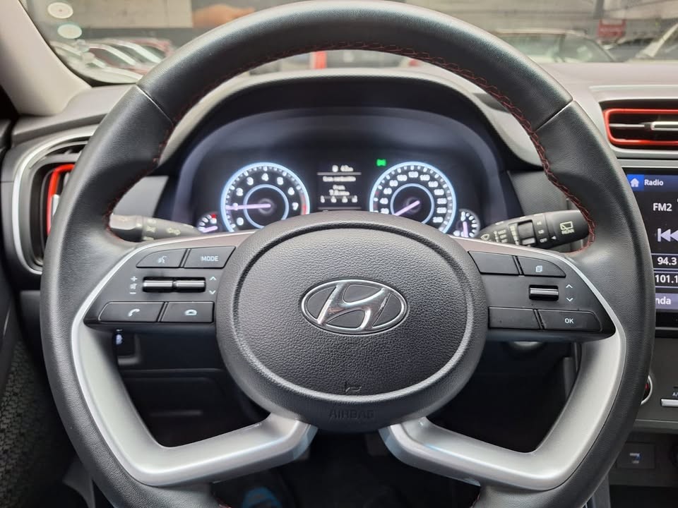 HYUNDAI - 8