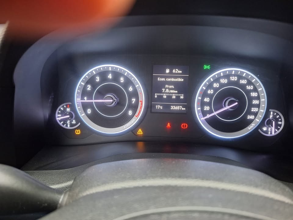 HYUNDAI - 9