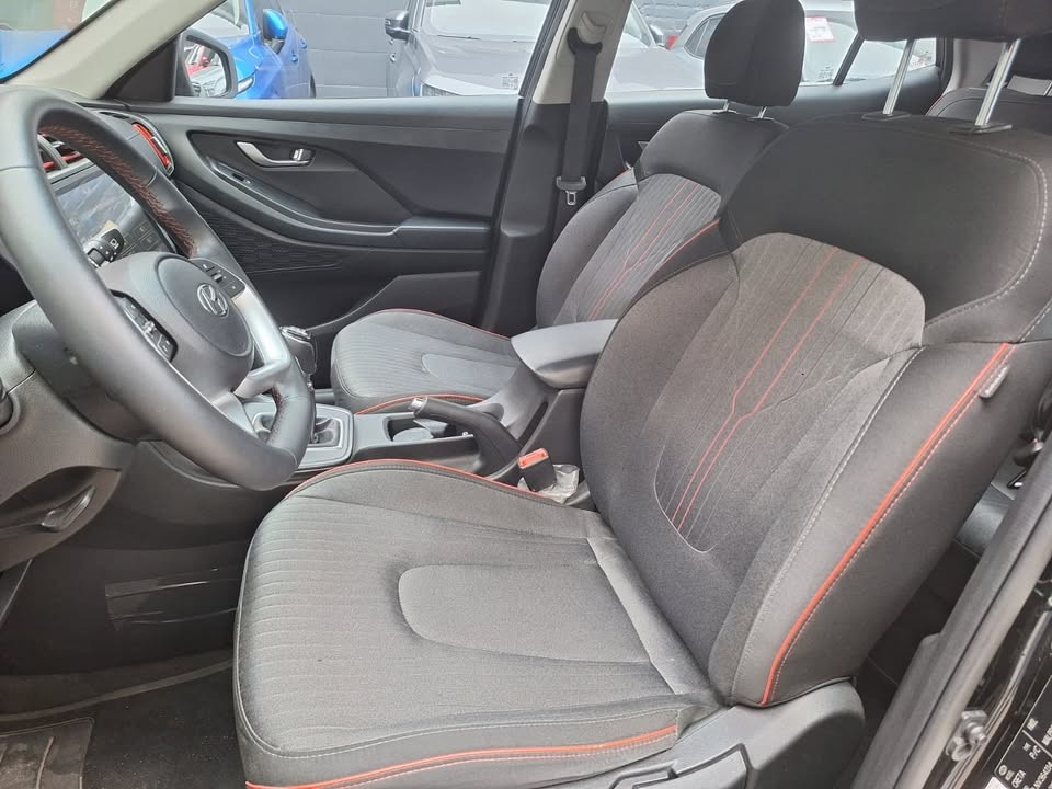 HYUNDAI - 13