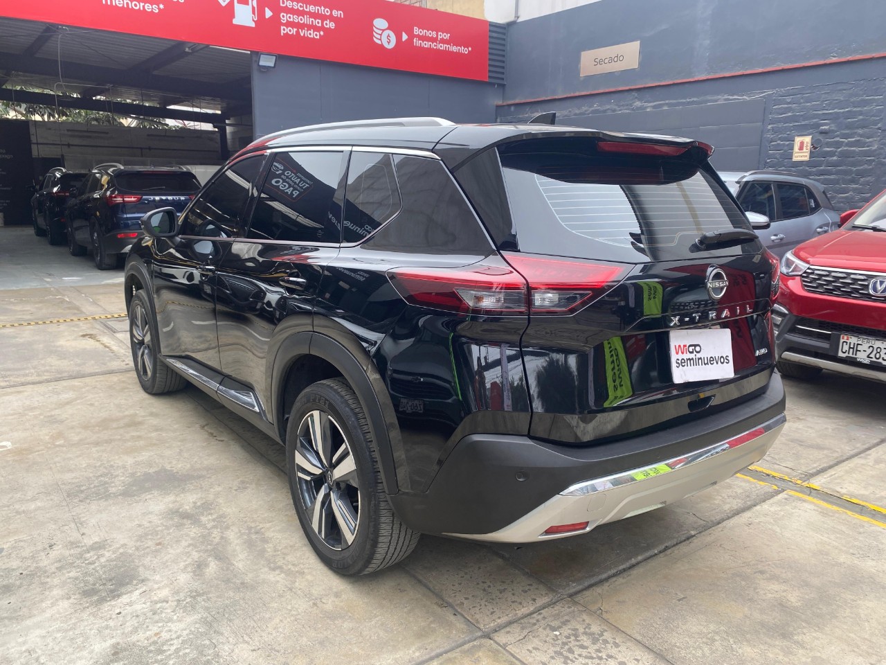 NISSAN - 2