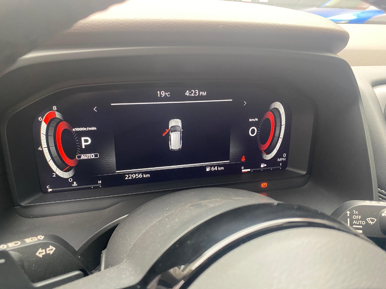 NISSAN - 10