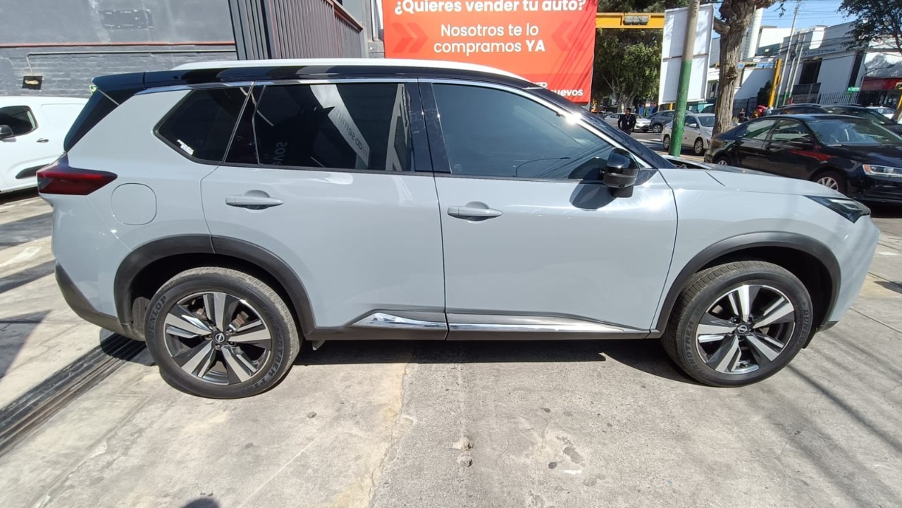 NISSAN - 9