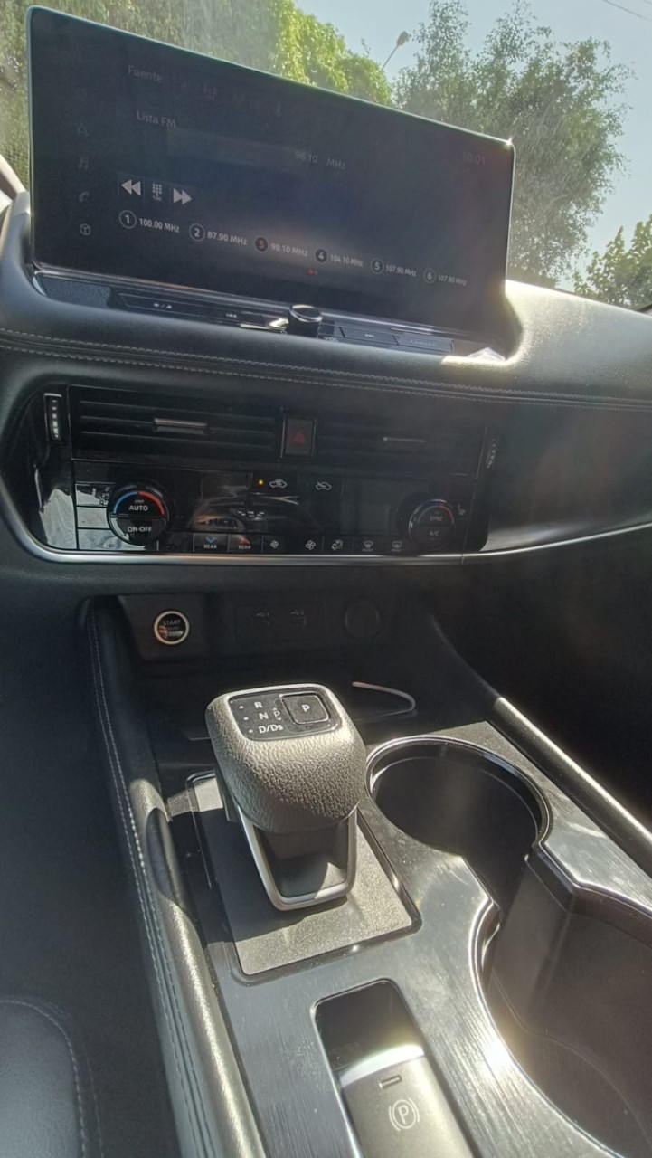NISSAN - 18