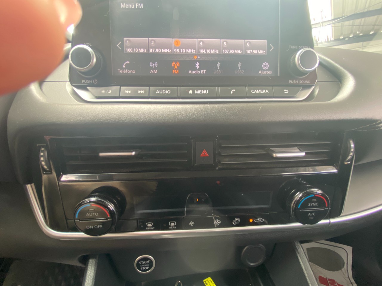 NISSAN - 16