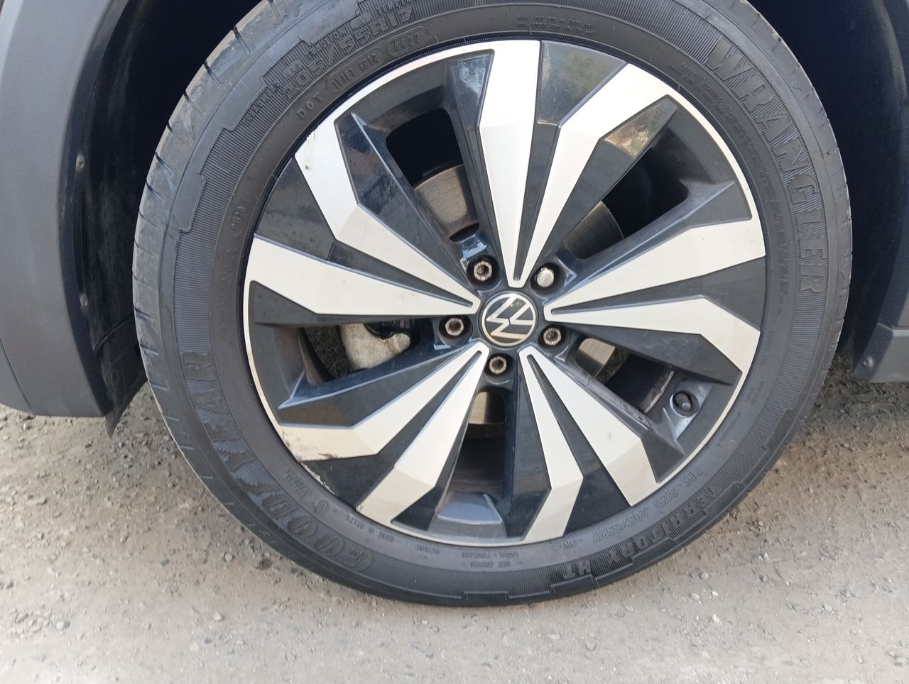 VOLKSWAGEN - 0