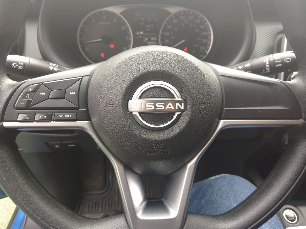 NISSAN - 17