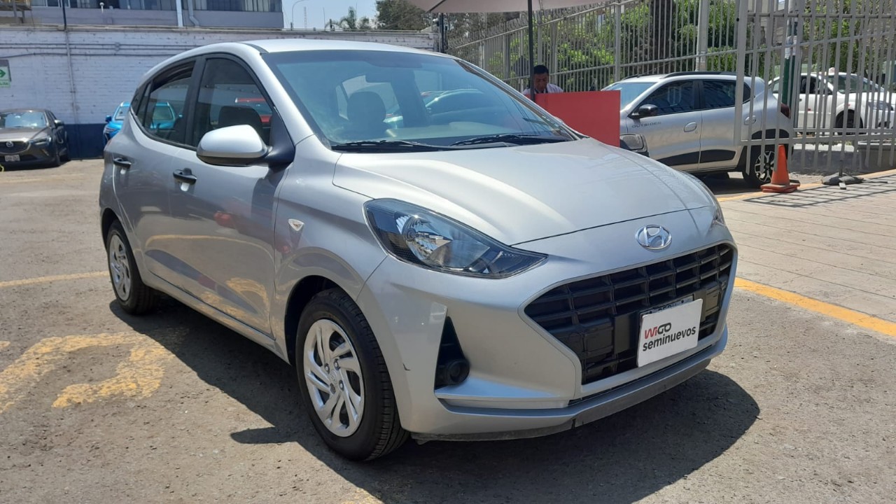 HYUNDAI - 2