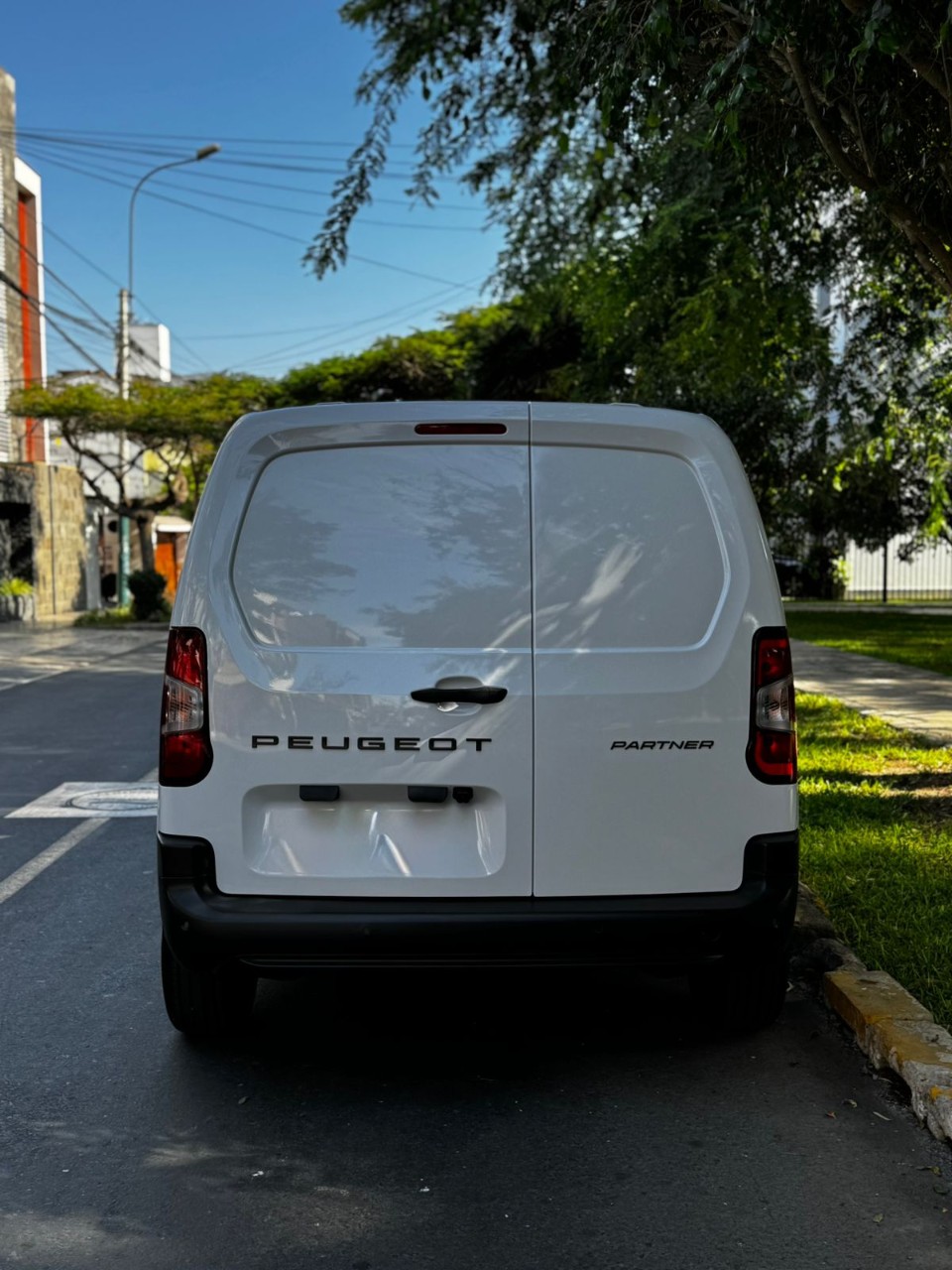PEUGEOT - 5
