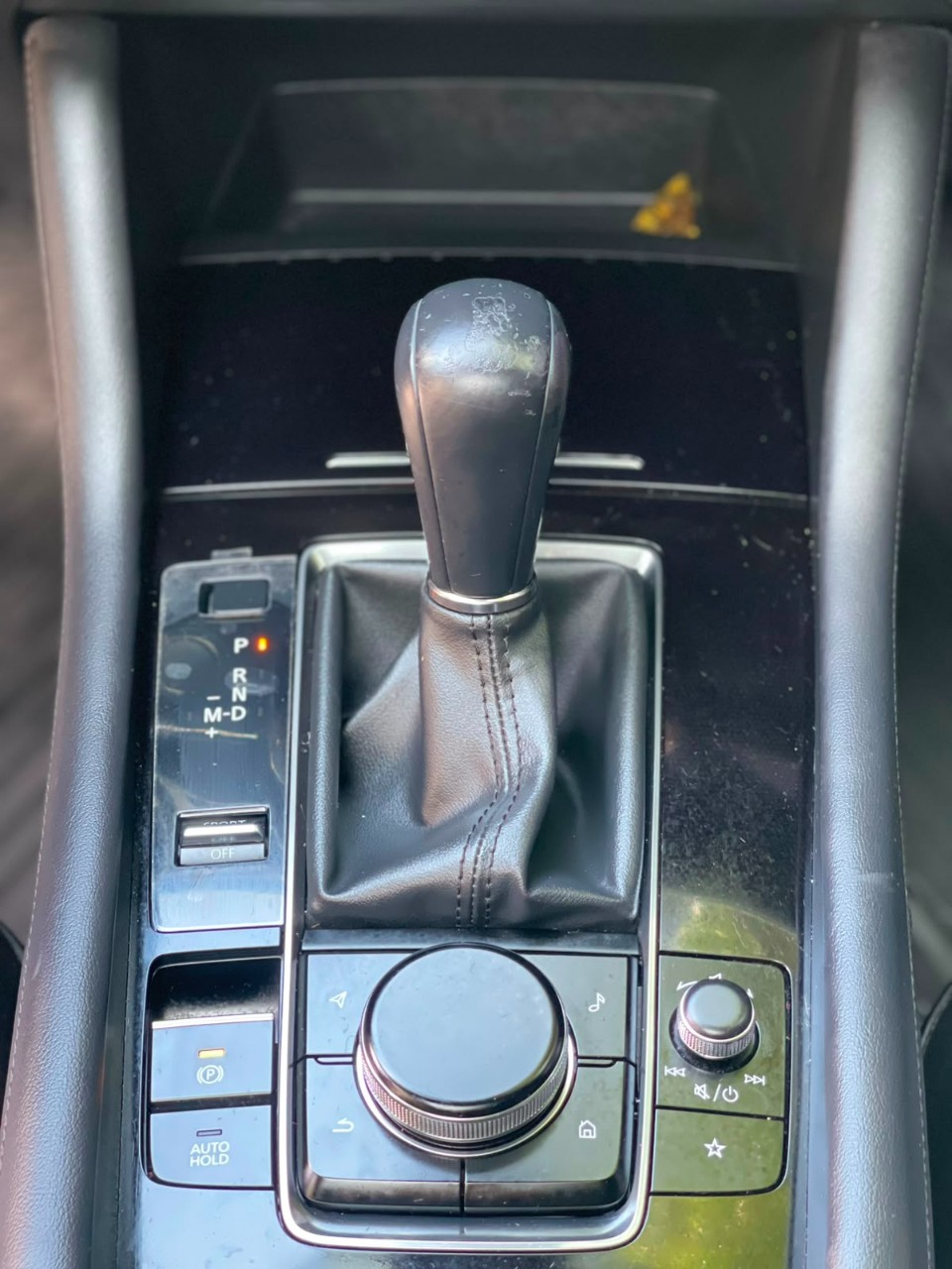 MAZDA - 15