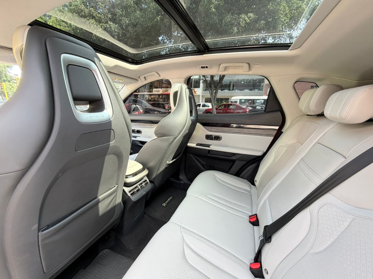 JETOUR DASHING 1598 GASOLINA 5P SUV,TODOTERRENOS
