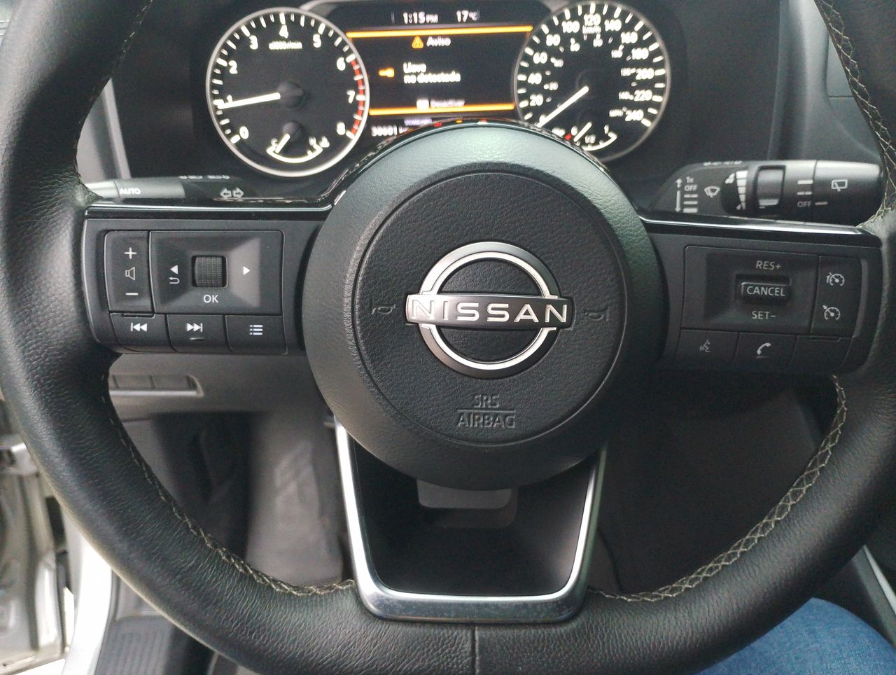 NISSAN - 11
