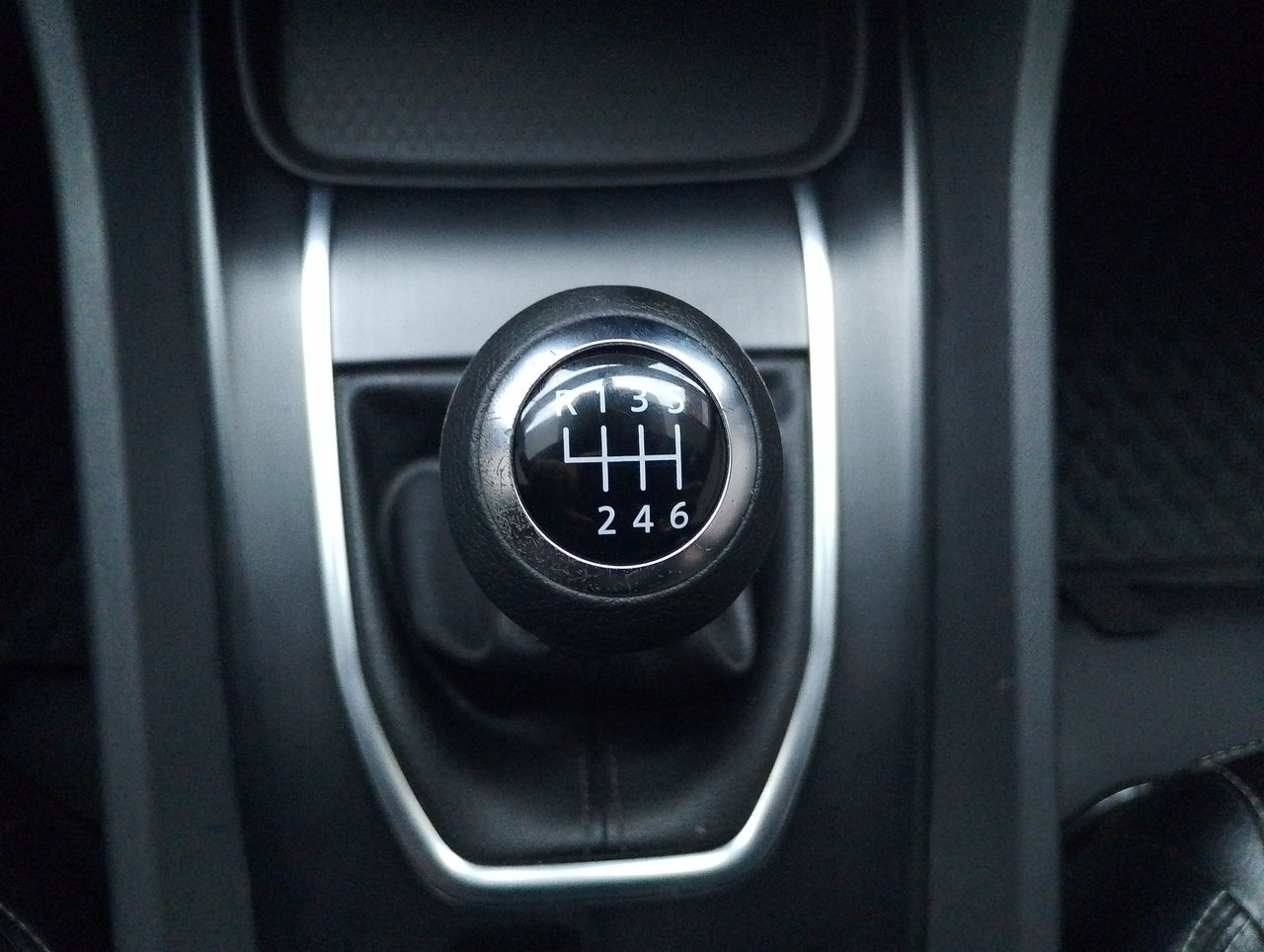 NISSAN - 14