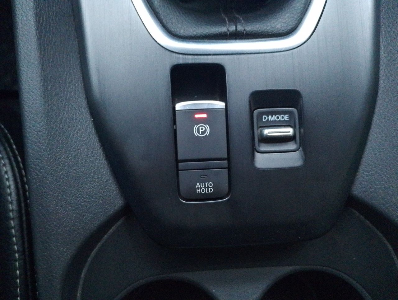 NISSAN - 15