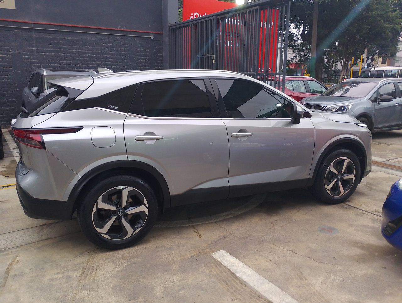 NISSAN - 8