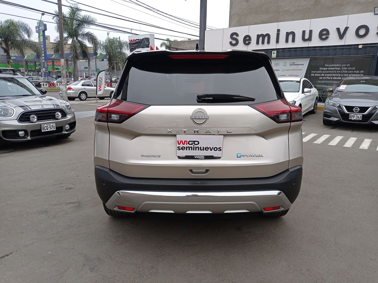 NISSAN - 4