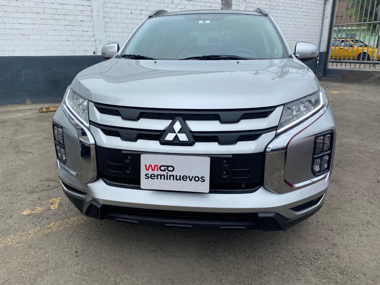 MITSUBISHI - 6
