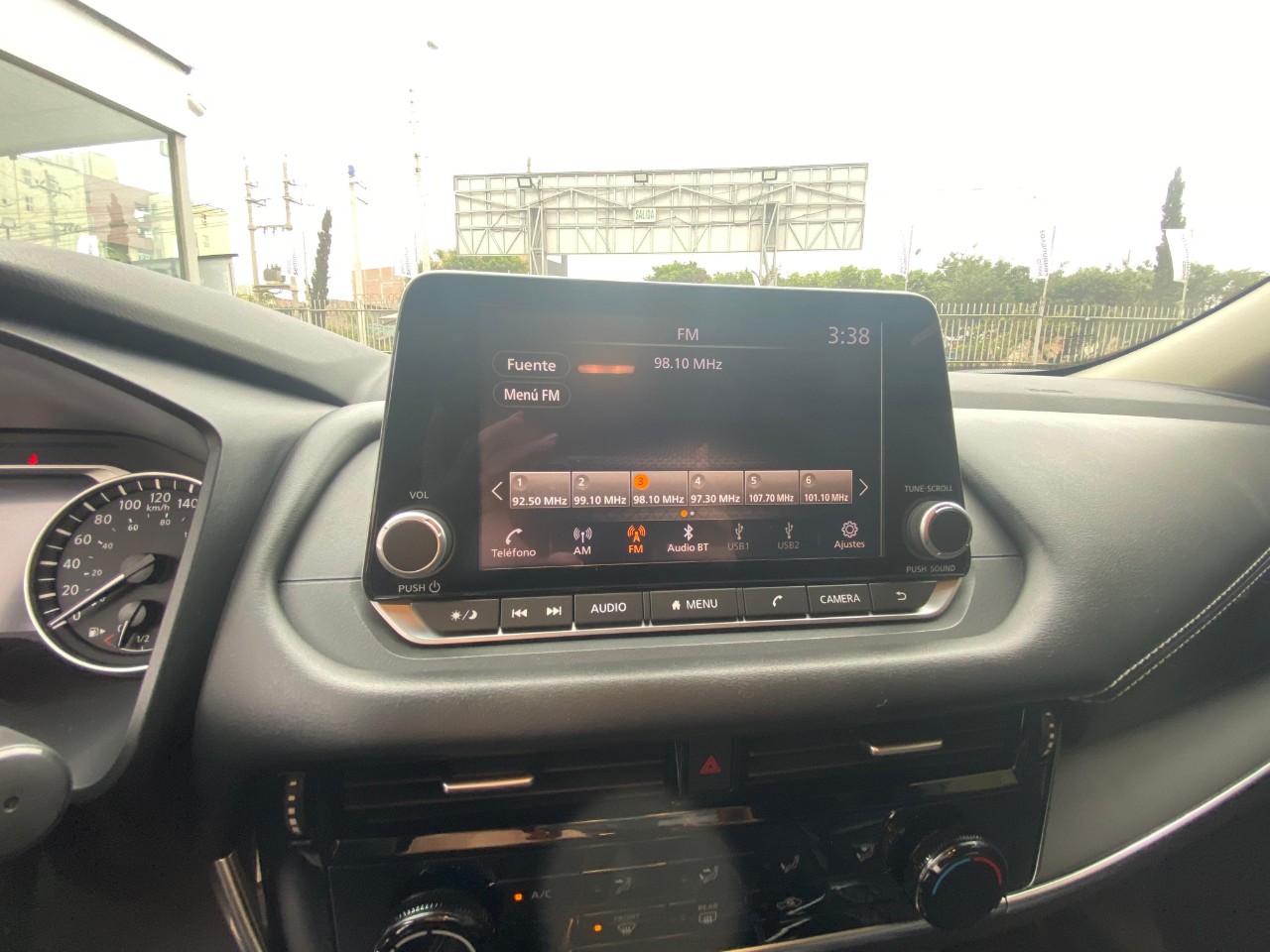 NISSAN - 12