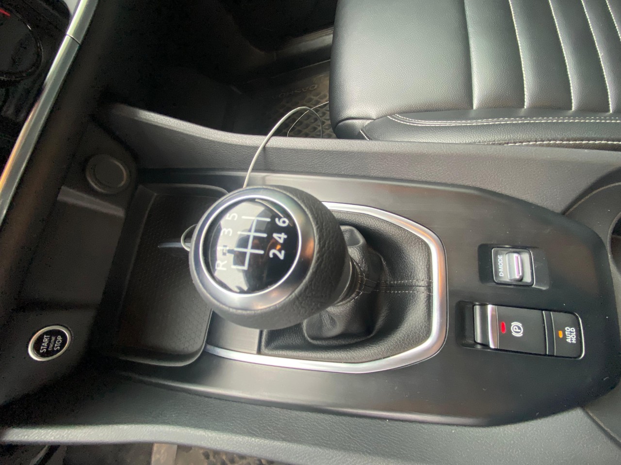 NISSAN - 14