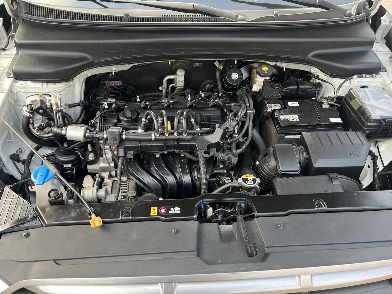 HYUNDAI - 15