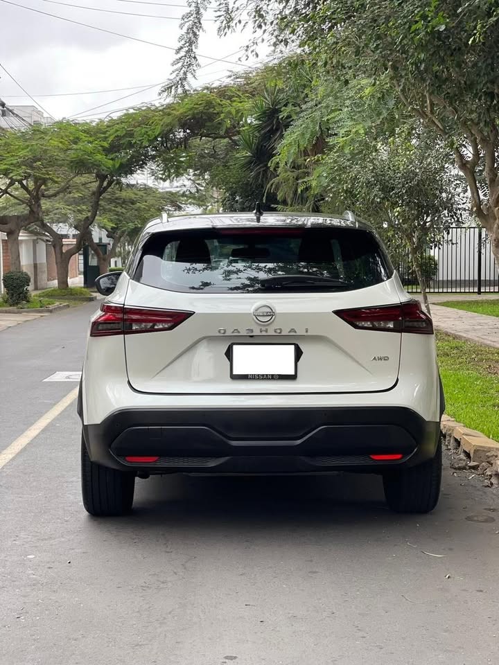 NISSAN - 5