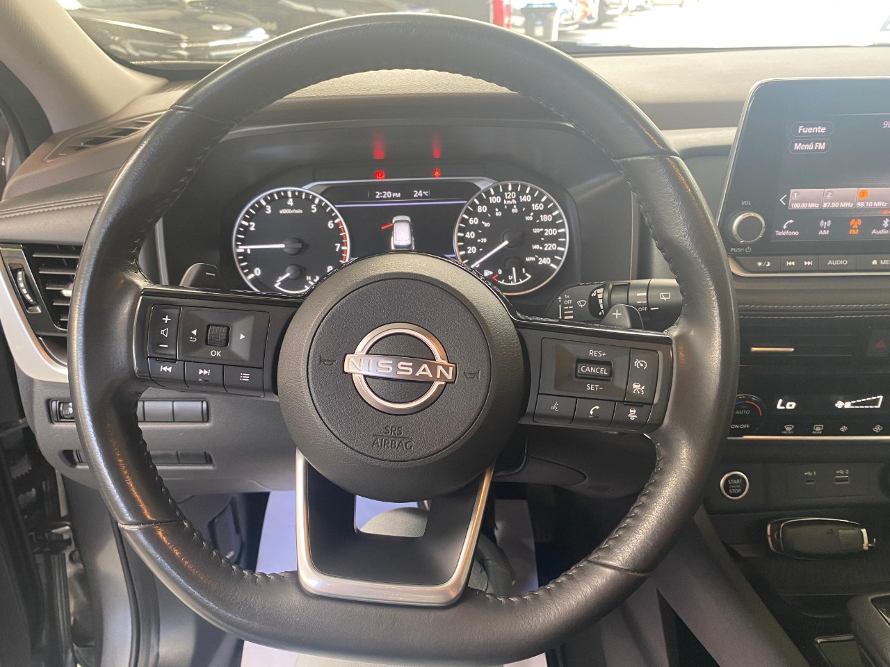 NISSAN - 8