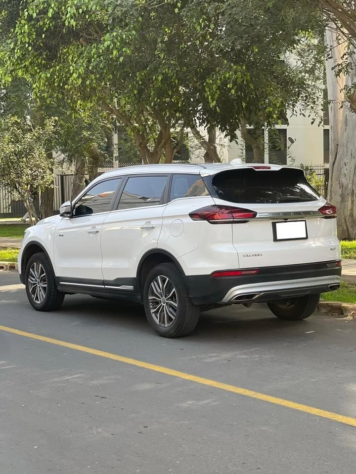 GEELY - 4